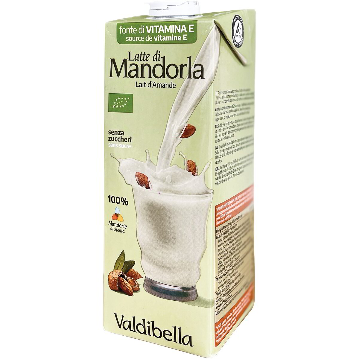 Latte di mandorla al naturale