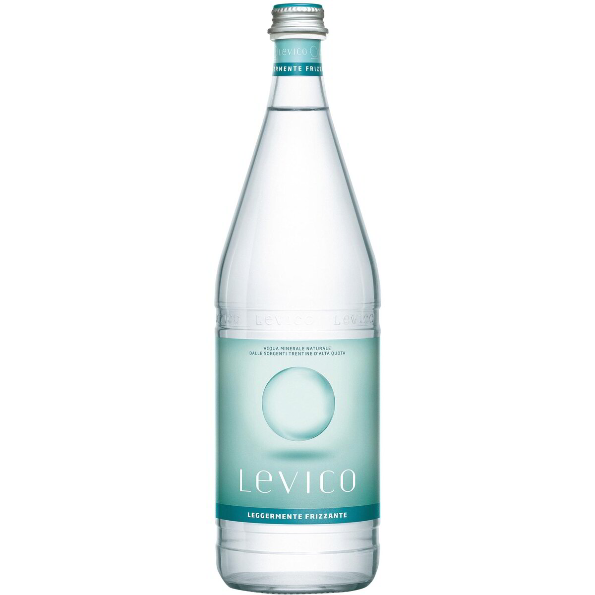 Acqua lievemente frizzante in vetro